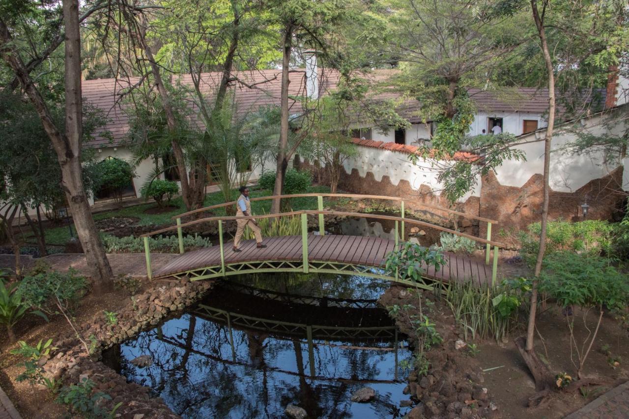 Hunters Lodge Twaandu Esterno foto