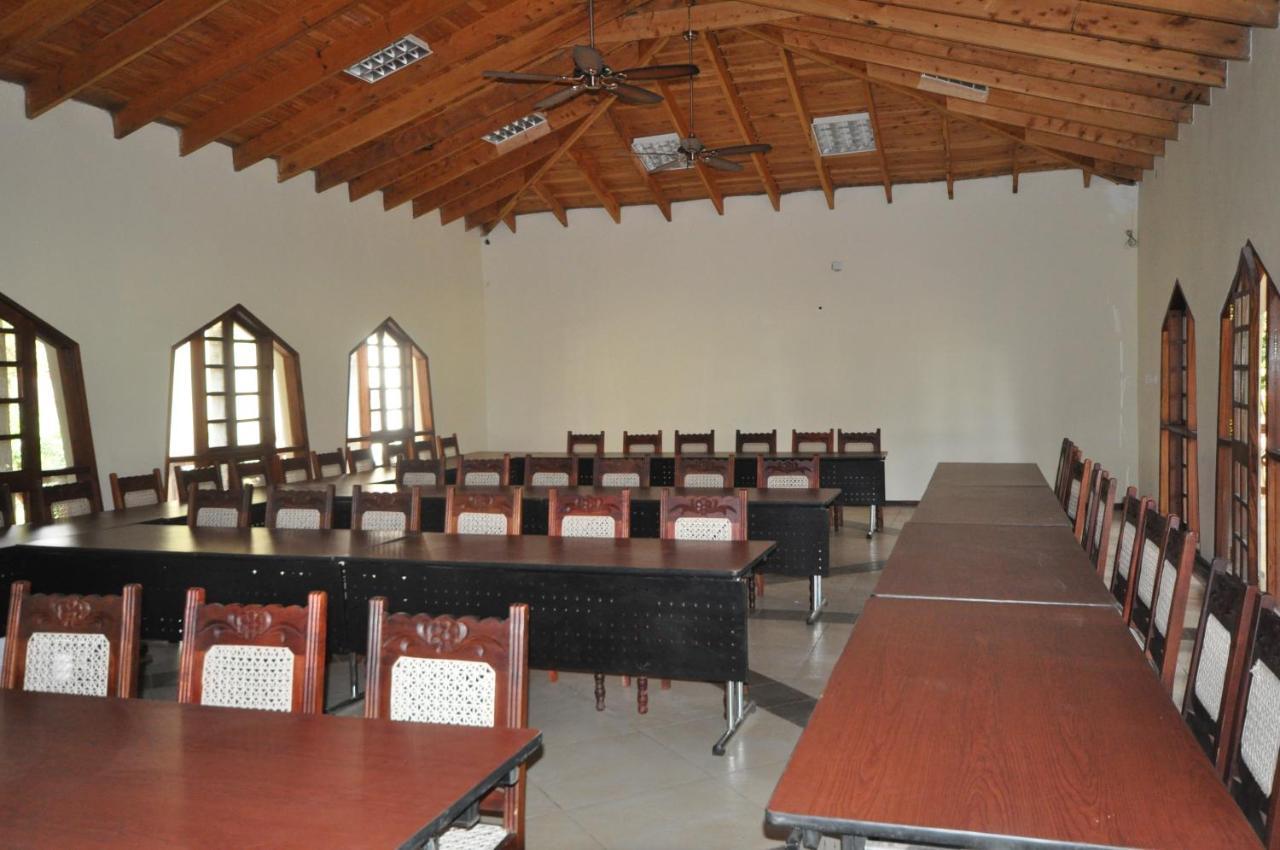 Hunters Lodge Twaandu Esterno foto