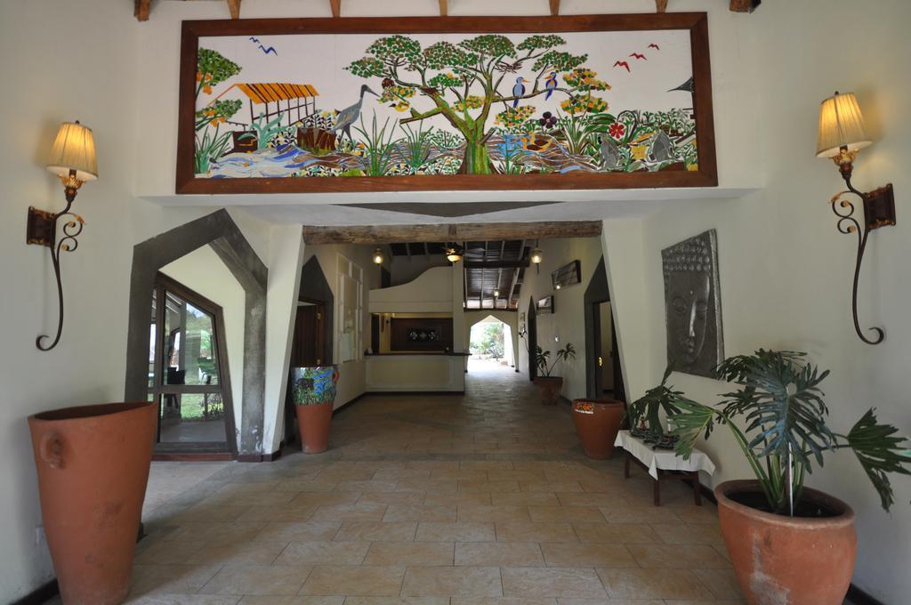 Hunters Lodge Twaandu Esterno foto