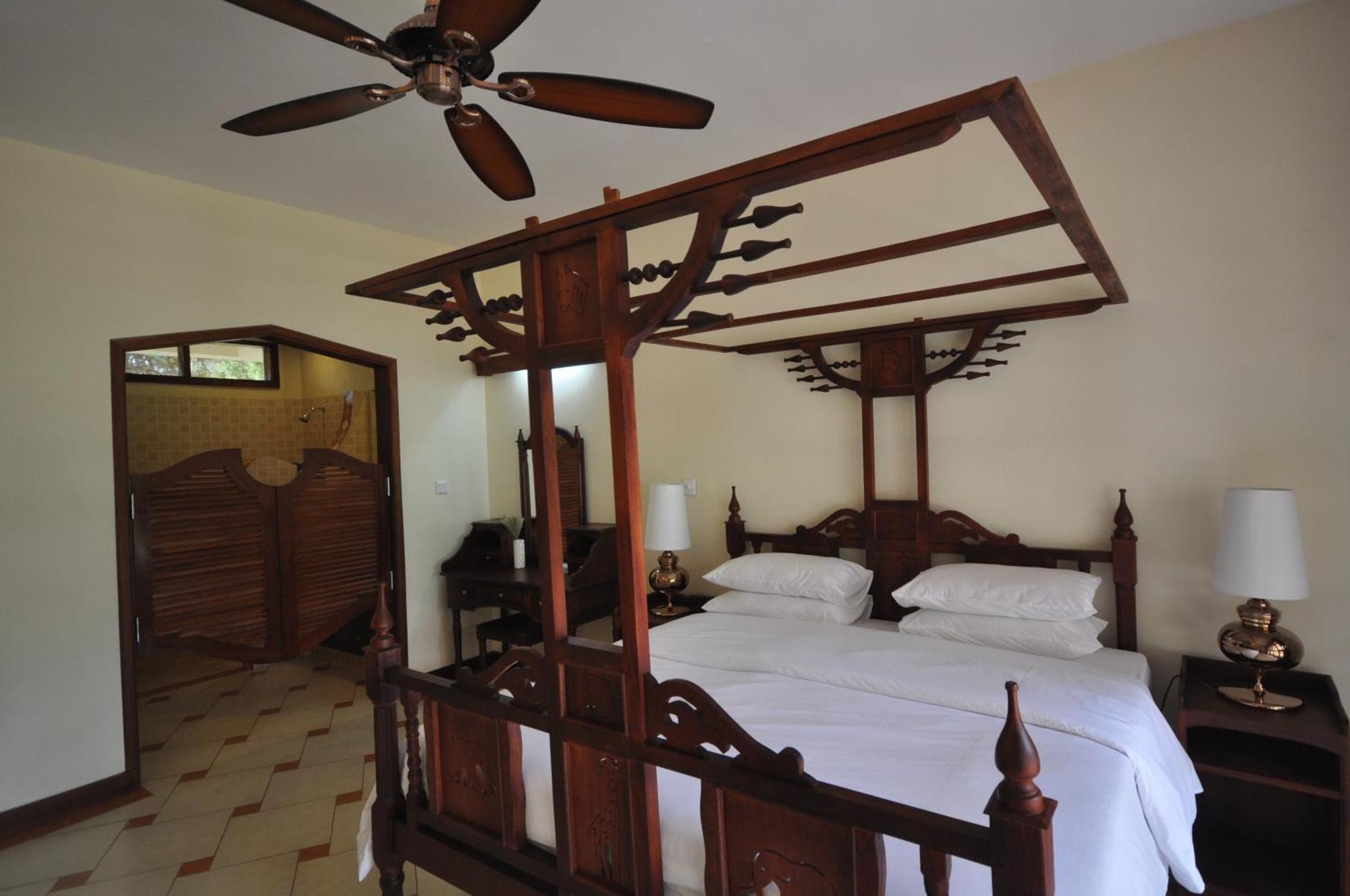 Hunters Lodge Twaandu Esterno foto